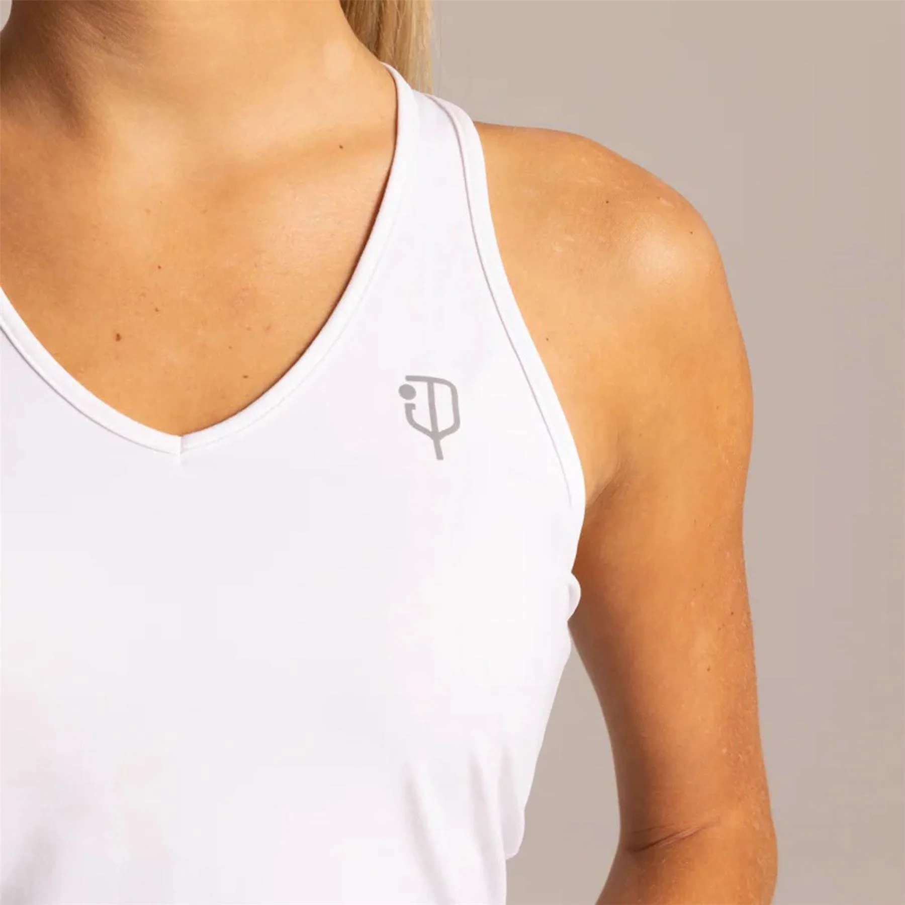 Womens 5.0 Tank Top Clubhouse White - Image 3